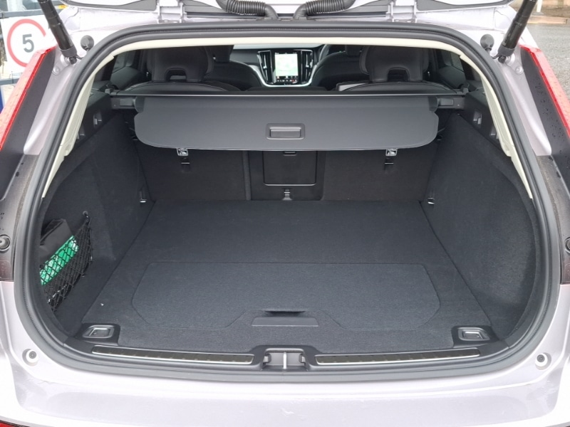 Used Volvo V60 2025 for sale - 78113353: Photo 8