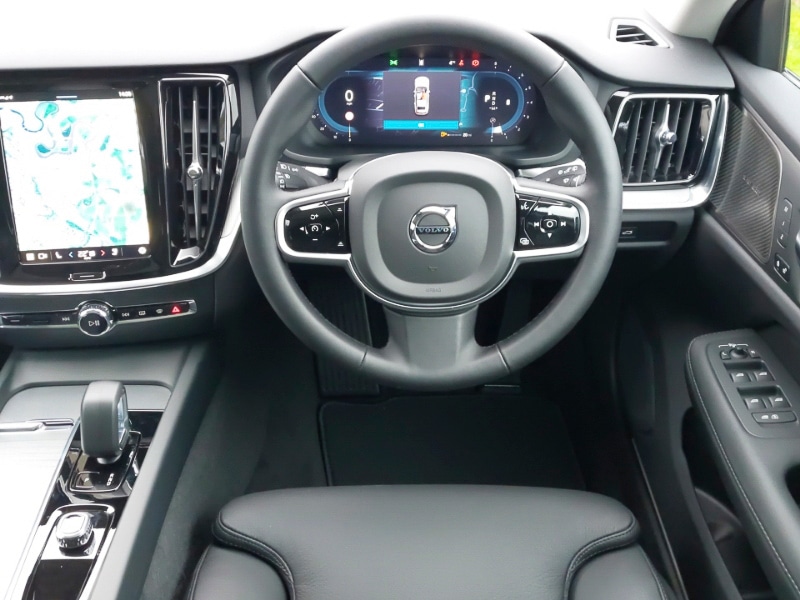 Used Volvo V60 2025 for sale - 77453856: Photo 7