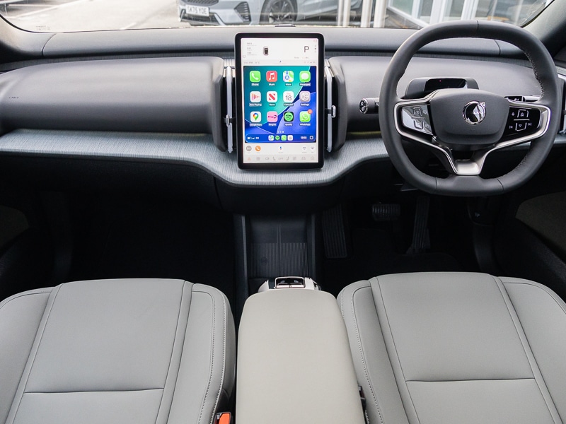 Used Volvo EX30 2025 for sale - 77000042: Photo 2