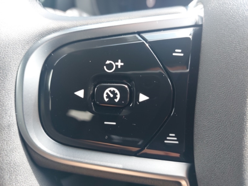 Used Volvo XC60 2024 for sale - 76389658: Photo 15