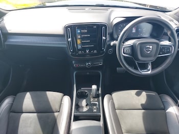 Used Volvo XC40 2022 for sale - 77281560: Photo