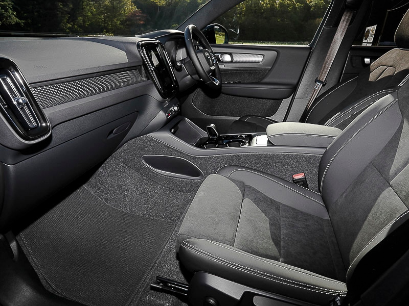 Used Volvo XC40 2025 for sale - 77522659: Photo 5