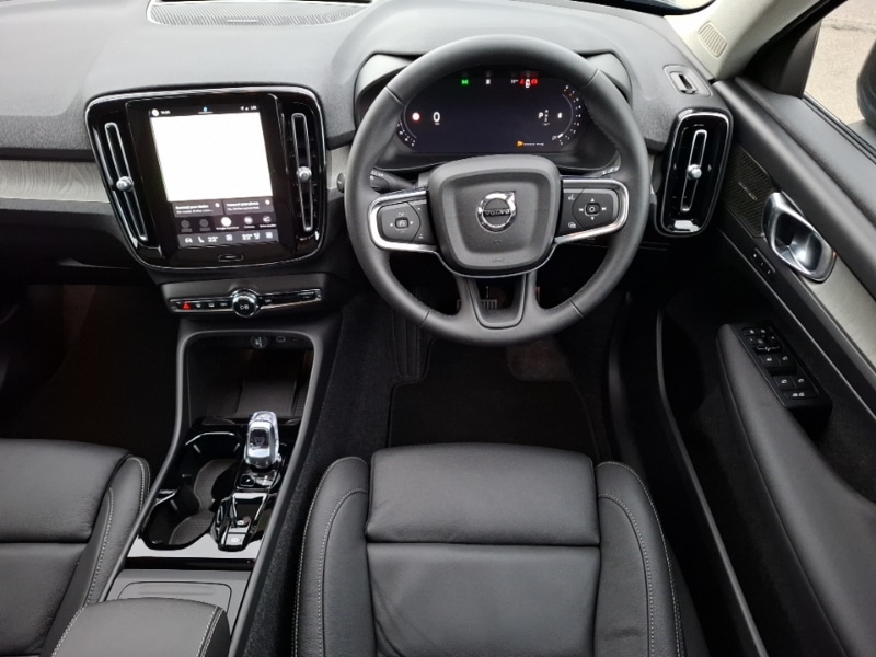 Used Volvo XC40 2025 for sale - 77921894: Photo 10