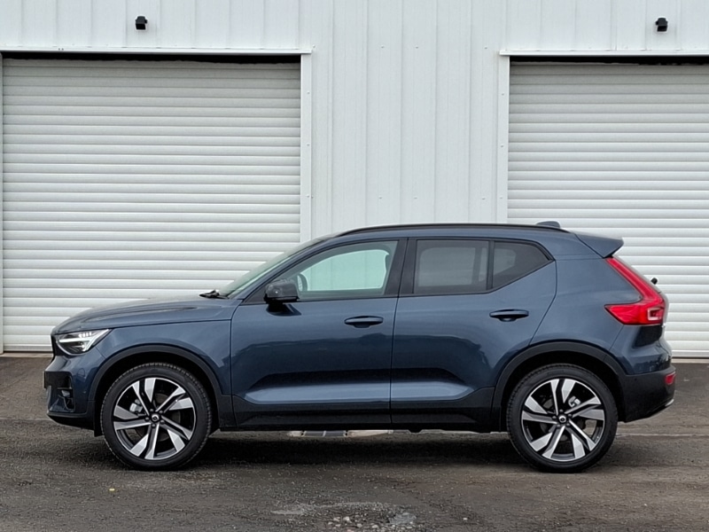 Used Volvo XC40 2025 for sale - 77921894: Photo 4