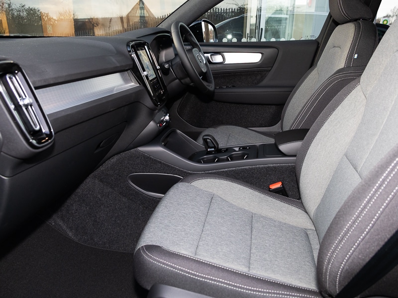 Used Volvo XC40 2025 for sale - 76958955: Photo 5