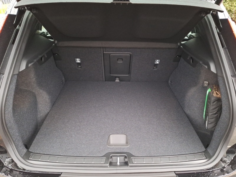 Used Volvo XC40 2025 for sale - 76431566: Photo 8