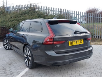 Used Volvo V90 2024 for sale - 77062489: Photo