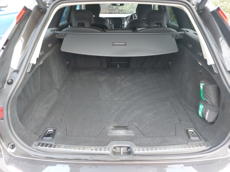 Used Volvo V90 2024 for sale - 77062489: Photo 8