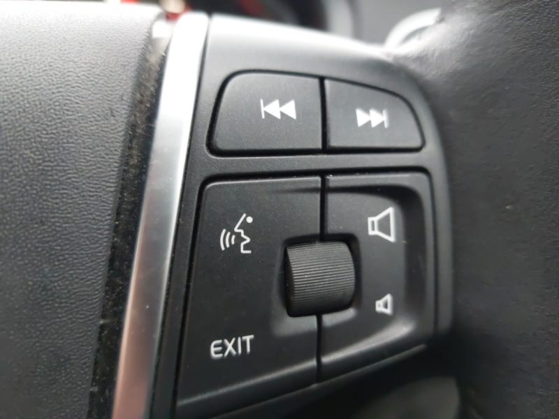 Used Volvo V40 2019 for sale - 77623083: Photo 19