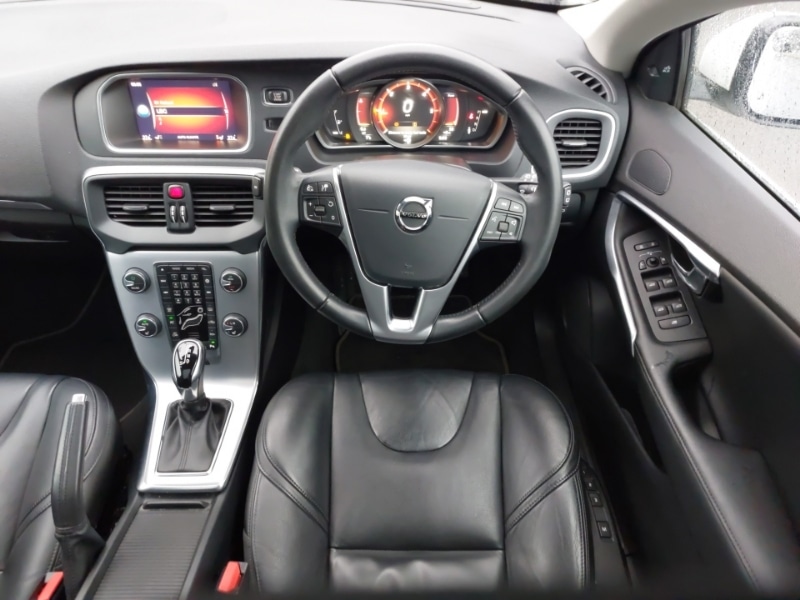 Used Volvo V40 2019 for sale - 77623083: Photo 7