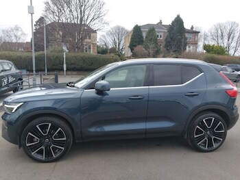Used Volvo XC40 2025 for sale - 77544136: Photo