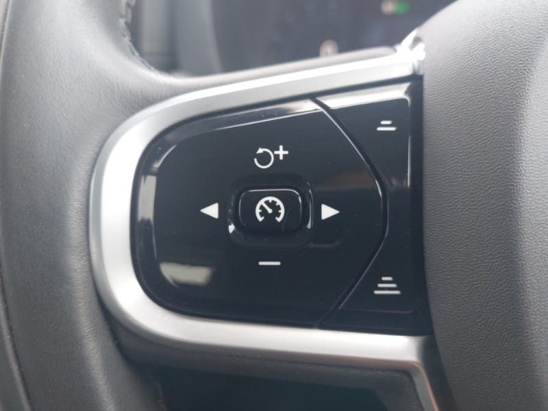 Used Volvo XC60 2021 for sale - 77055241: Photo 16