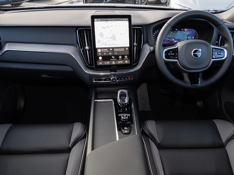 Used Volvo XC60 2025 for sale - 77284566: Photo 2