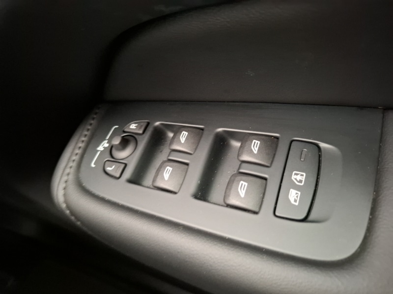 Used Volvo XC60 2025 for sale - 77034887: Photo 16