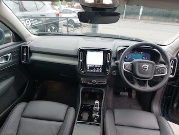 Used Volvo XC40 2025 for sale - 77610975: Photo