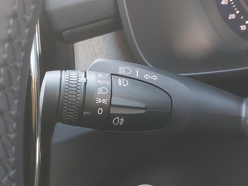 Used Volvo XC40 2025 for sale - 77070367: Photo 17