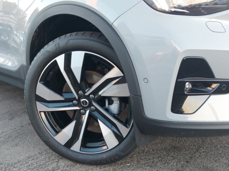 Used Volvo XC40 2025 for sale - 77070367: Photo 9