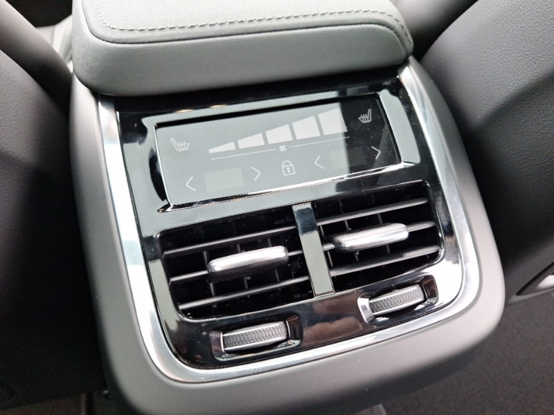 Used Volvo XC60 2025 for sale - 76636552: Photo 18