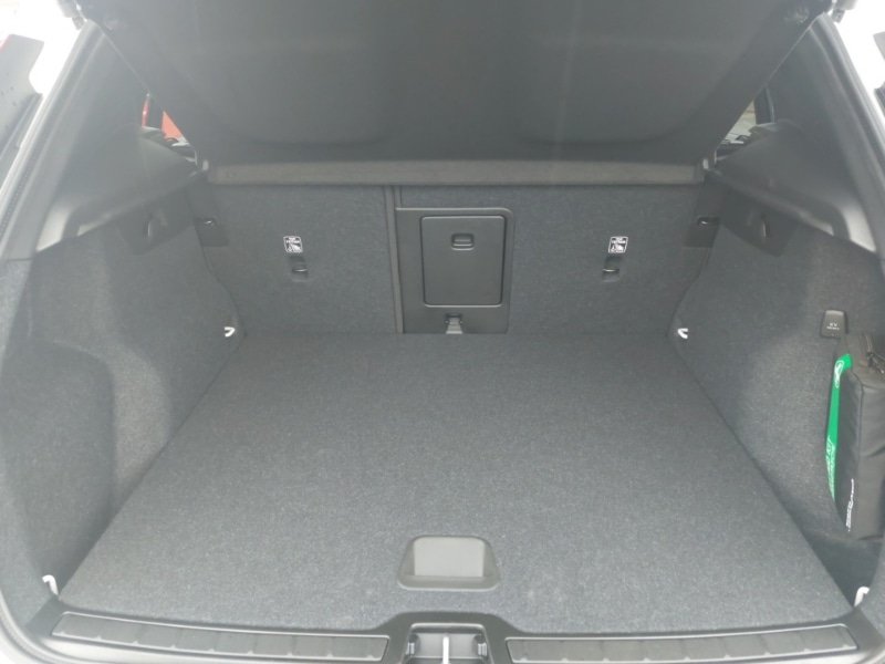 Used Volvo XC40 2025 for sale - 77852405: Photo 8