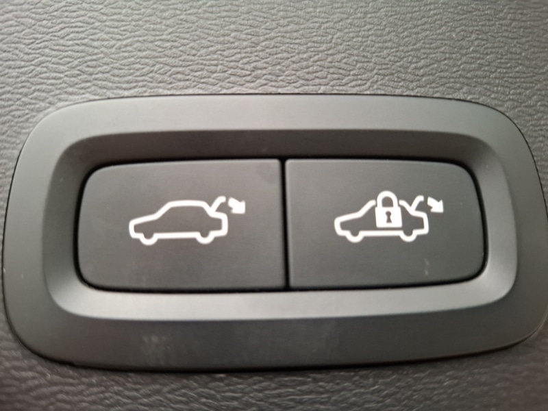 Used Volvo XC40 2022 for sale - 77034885: Photo 13