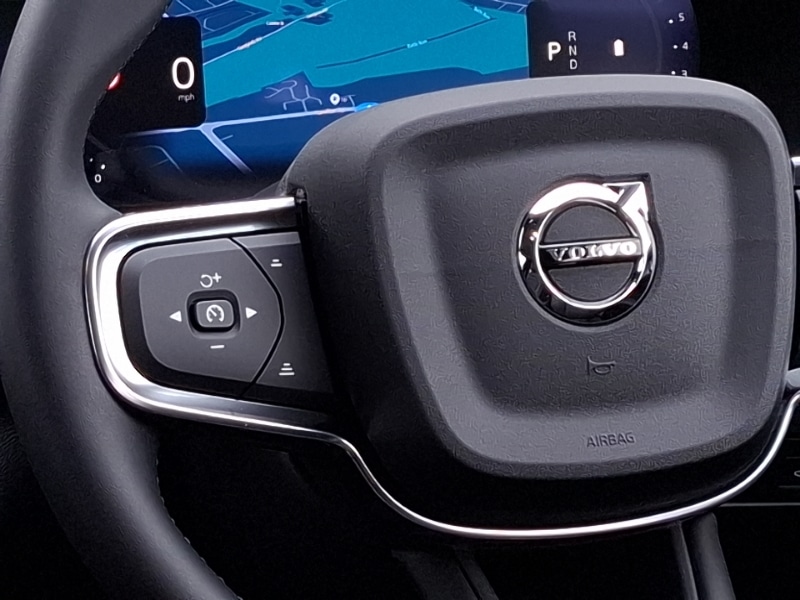 Used Volvo XC40 2025 for sale - 77921890: Photo 11