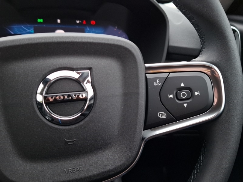 Used Volvo XC40 2025 for sale - 77921890: Photo 12