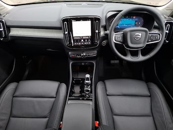 Used Volvo XC40 2025 for sale - 77921890: Photo