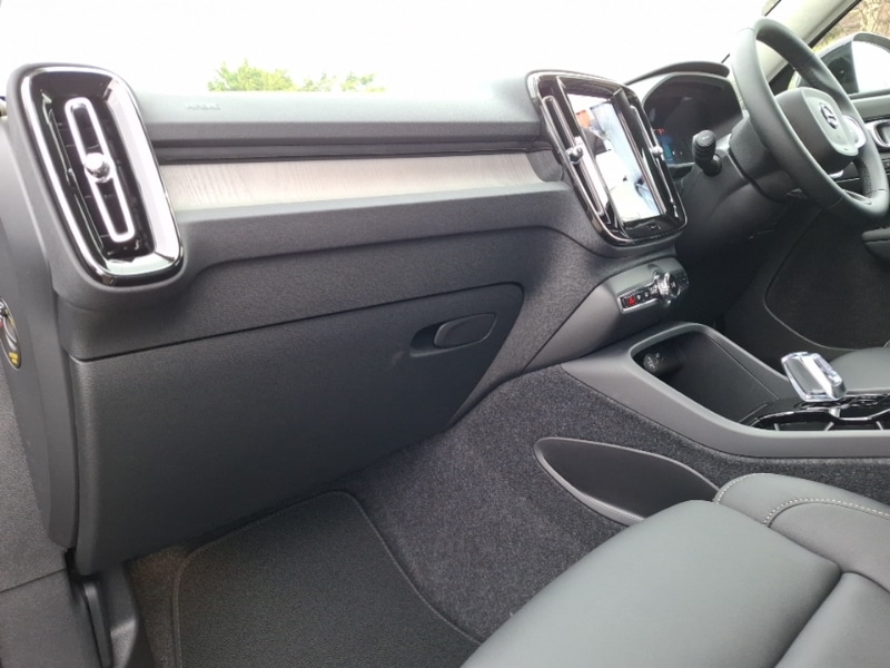 Used Volvo XC40 2025 for sale - 77921890: Photo 5