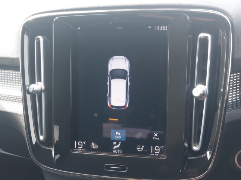 Used Volvo XC40 2021 for sale - 76389634: Photo 10