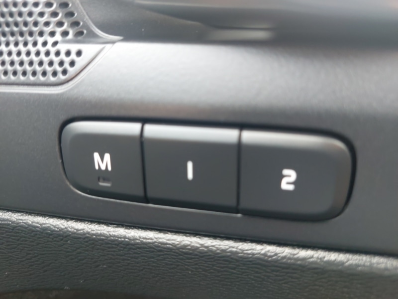 Used Volvo XC40 2021 for sale - 76389634: Photo 13