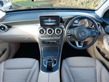 Used Mercedes-Benz GLC 2018 for sale - 76737166: Photo