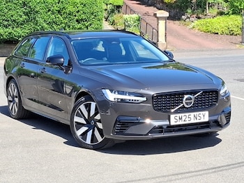 Used Volvo V90 2025 for sale - 78740456: Photo