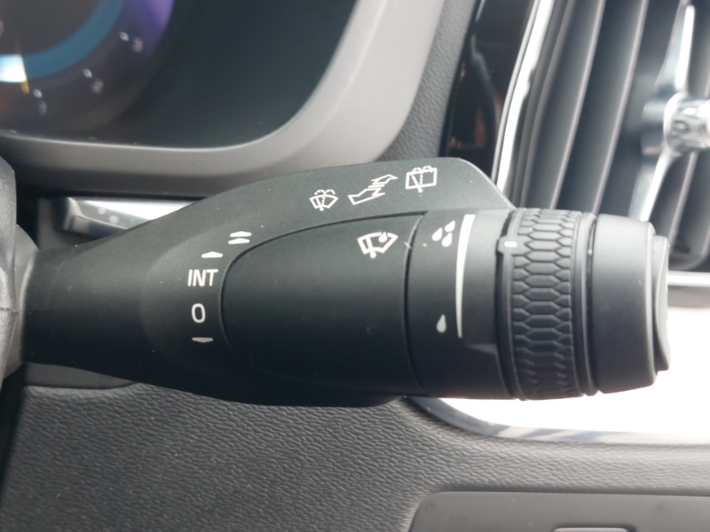 Used Volvo XC60 2022 for sale - 76389648: Photo 15