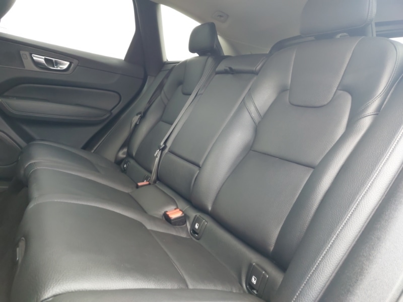 Used Volvo XC60 2022 for sale - 76389648: Photo 6