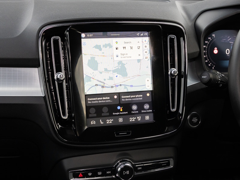 Used Volvo XC40 2025 for sale - 76958950: Photo 13