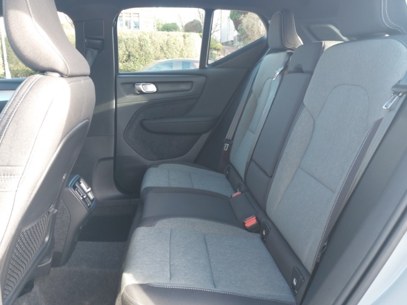 Used Volvo XC40 2025 for sale - 78146855: Photo 6