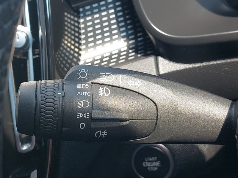 Used Volvo XC40 2022 for sale - 76389629: Photo 17