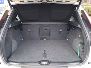 Used Volvo XC40 2025 for sale - 77019779: Photo