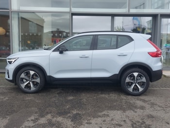 Used Volvo XC40 2026 for sale - 79578651: Photo
