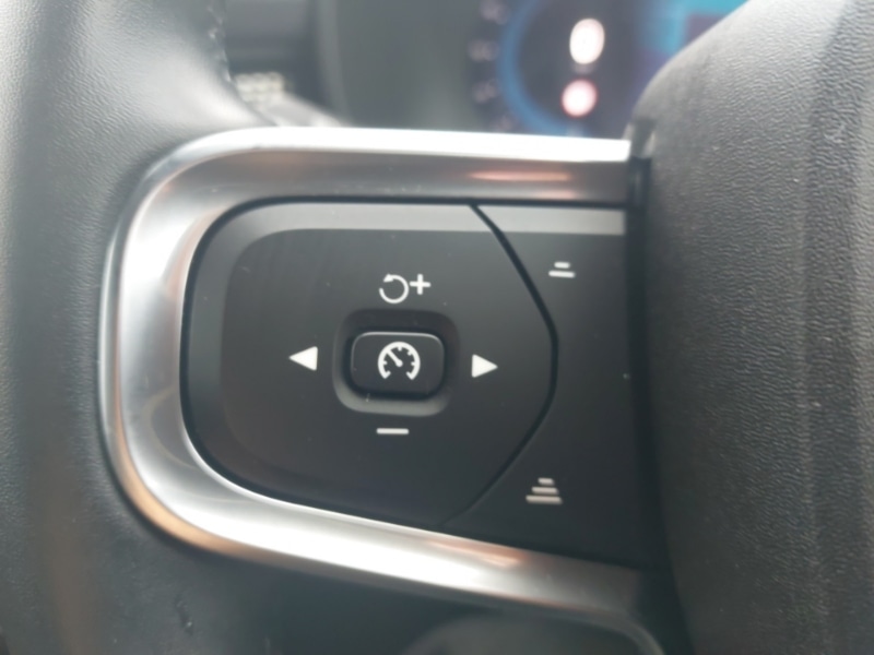 Used Volvo XC40 2024 for sale - 76389646: Photo 14