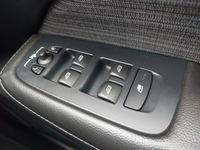 Used Volvo V60 2022 for sale - 76389660: Photo 19