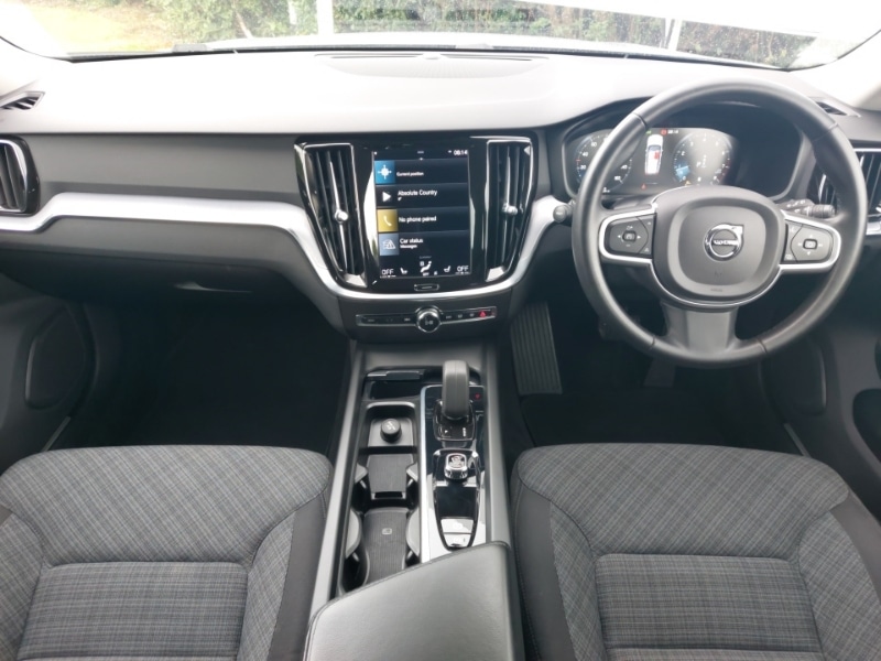 Used Volvo V60 2022 for sale - 76389660: Photo 2