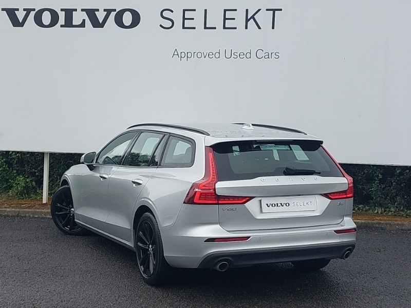 Used Volvo V60 2022 for sale - 76389660: Photo 3