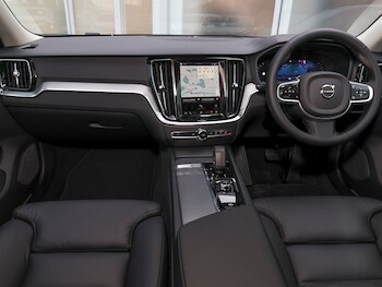 Used Volvo V60 2025 for sale - 77721899: Photo