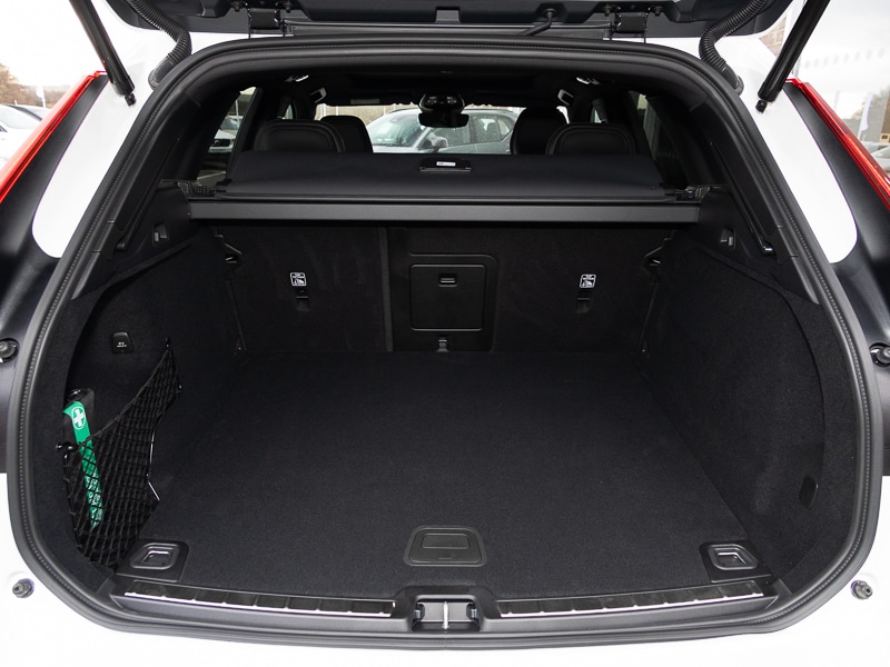 Used Volvo XC60 2025 for sale - 77308031: Photo 8