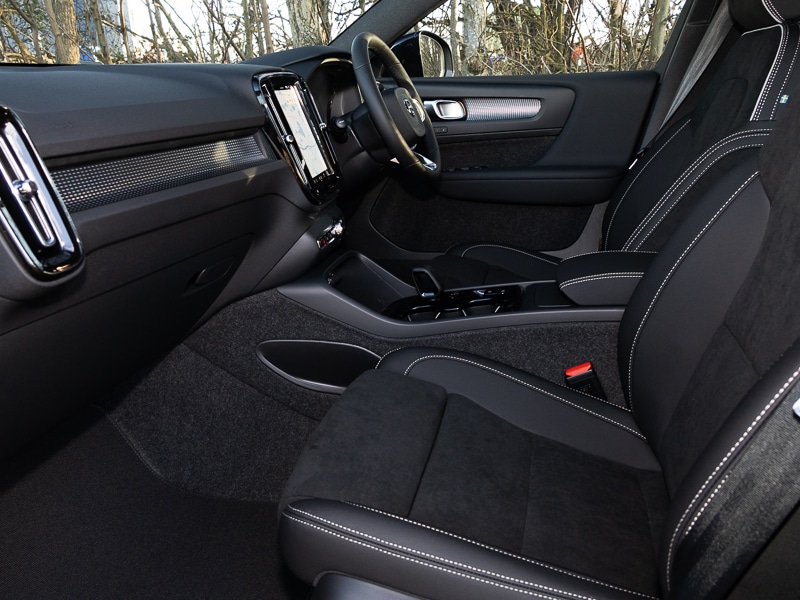 Used Volvo XC40 2025 for sale - 77169159: Photo 5