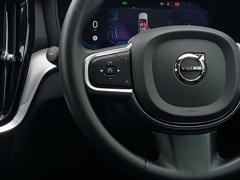 Used Volvo V60 2023 for sale - 76442238: Photo 10