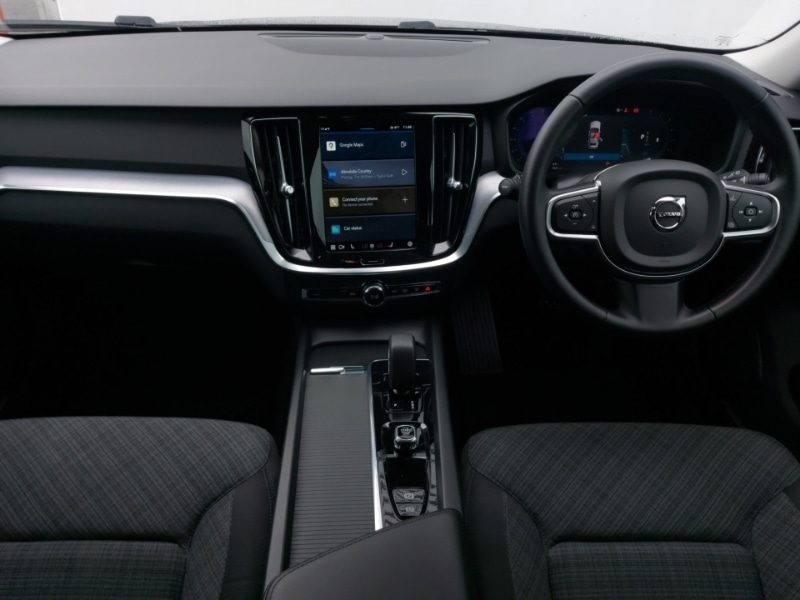 Used Volvo V60 2023 for sale - 76442238: Photo 2