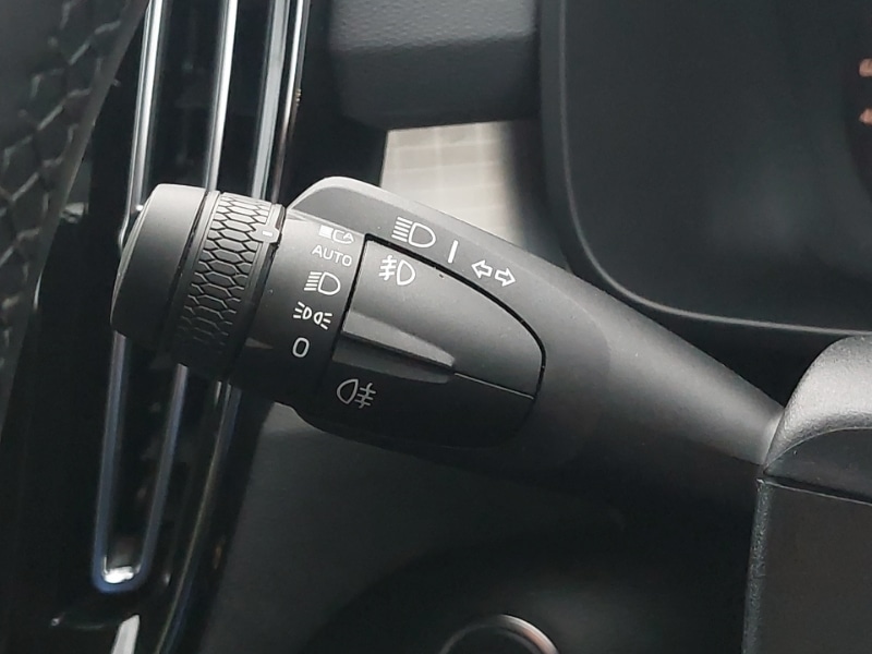 Used Volvo XC40 2025 for sale - 77664061: Photo 15