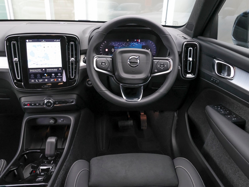 Used Volvo XC40 2025 for sale - 76540457: Photo 11